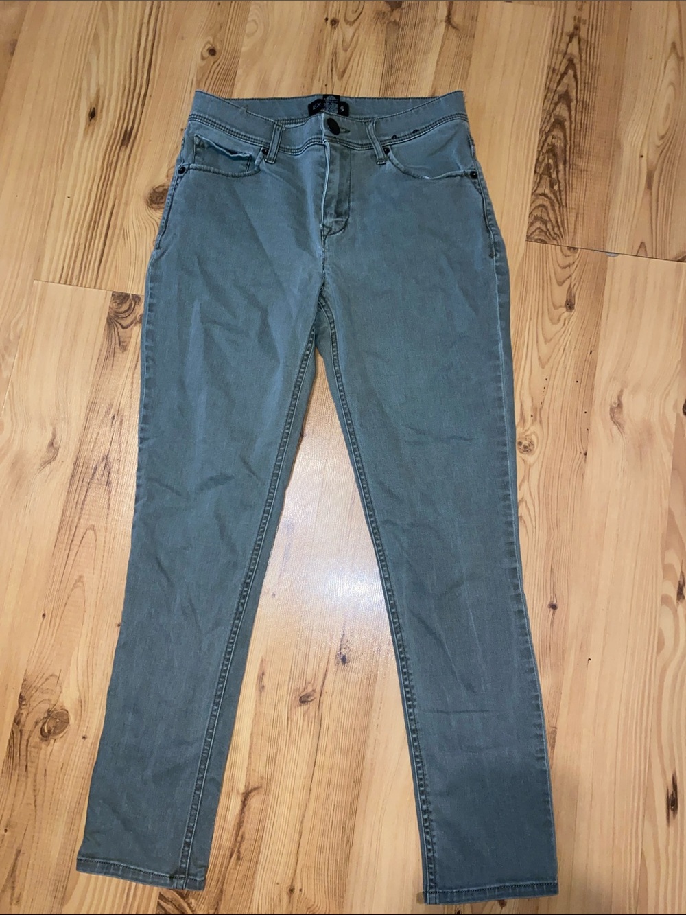 Express Women’s Skinny Jeans in Olive